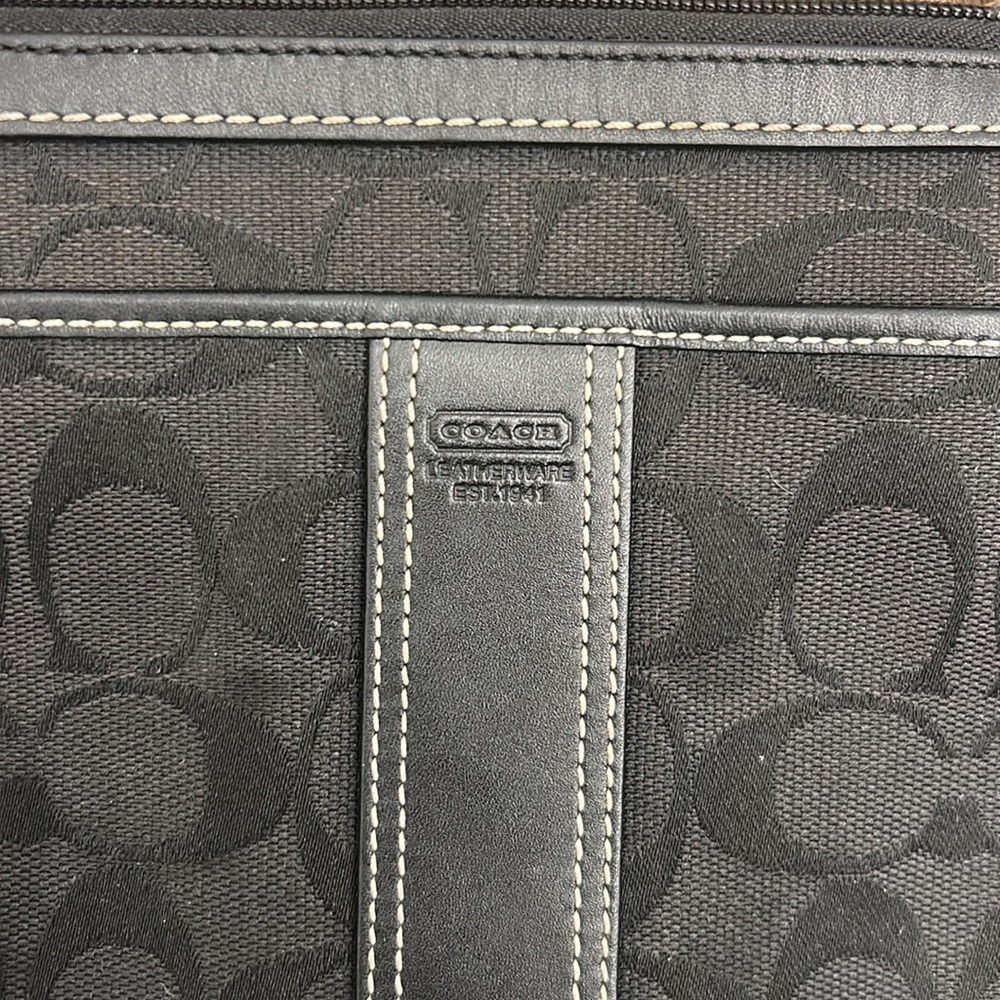 🤩 SALE COACH Crossbody Black Purse - Picture 3 of 6